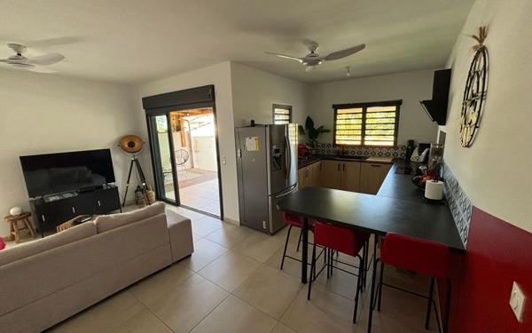 Maison à vendre    5 pièces •  Le Tampon