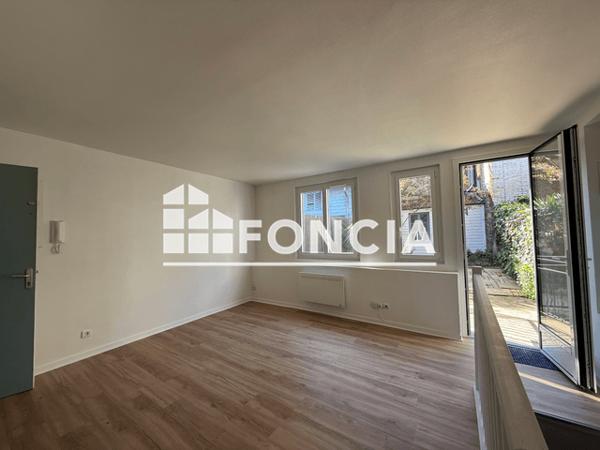 Location Appartement 3 pièces 50 m² - 4 RUE SAINT LEONARD Honfleur 14600