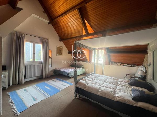 SARZEAU Maison 5 pièces 221 m²