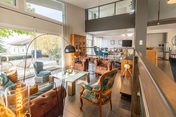 Maison d architecte de 219 m²