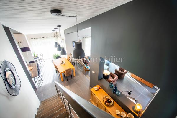 Maison d architecte de 219 m²