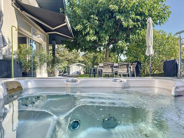 Maison d architecte de 219 m²