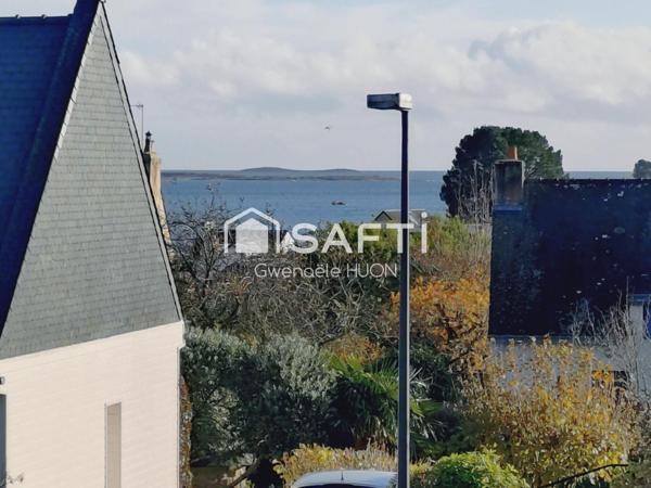 Grande maison de bourg tout proche de la mer