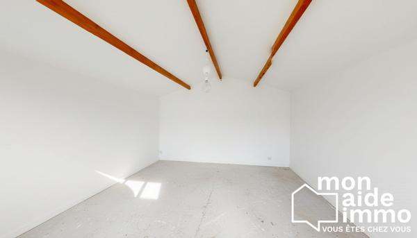 Maison T5 avec piscine et dépendance sur 1000m²