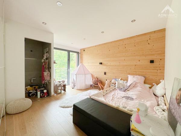 Thoiry (01710) Maison 10 Pièces 375 m2