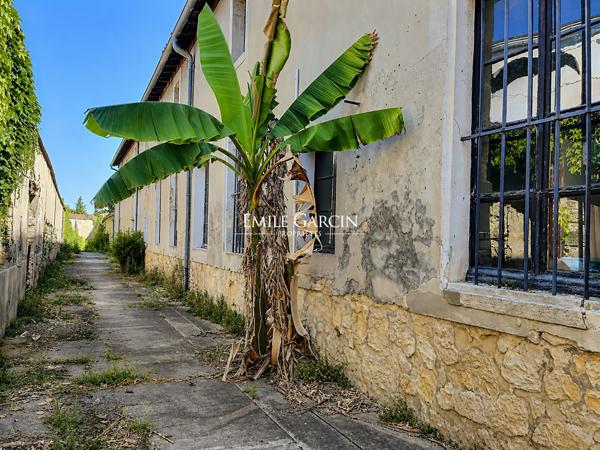 A vendre - Bordeaux - Quai des Chartrons - Immeuble à détruire