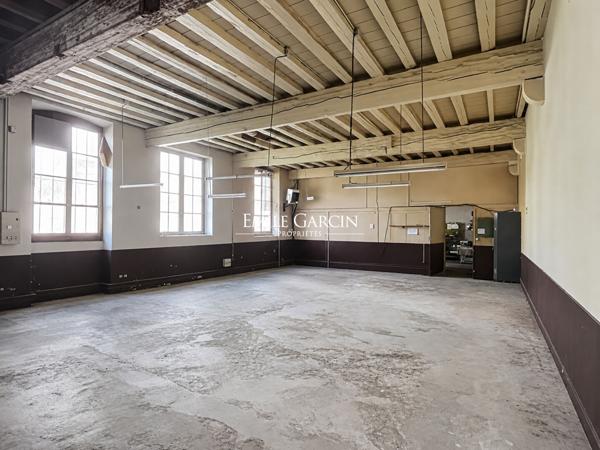 A vendre - Bordeaux - Quai des Chartrons - Immeuble à détruire