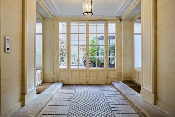 Location meublée-Paris 75008- Appartement 112m² - 2 chambres- Saint Philippe du Roule