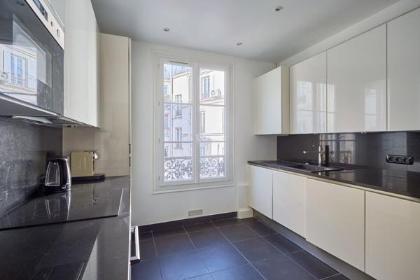 Location meublée-Paris 75008- Appartement 112m² - 2 chambres- Saint Philippe du Roule