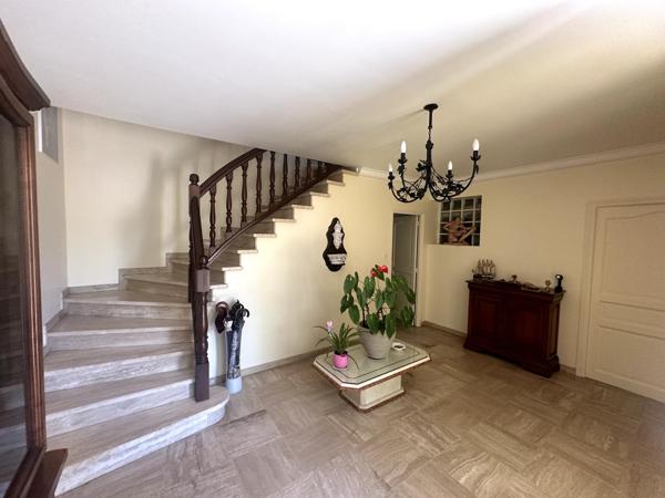 maison 224 m² avec appartement indépendant