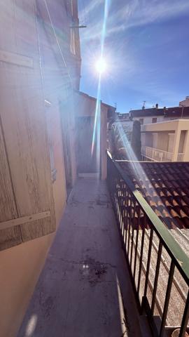 Béziers (34500) À Béziers (34), immeuble de 559m² avec balcon à vendre 840000 €