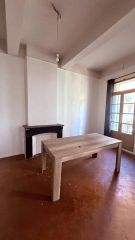 Béziers (34500) À Béziers (34), immeuble de 559m² avec balcon à vendre 840000 €