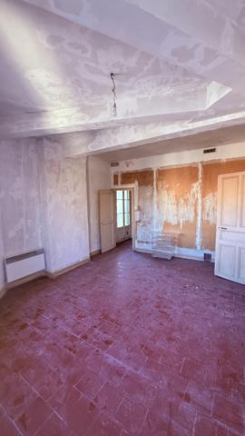 Béziers (34500) À Béziers (34), immeuble de 559m² avec balcon à vendre 840000 €