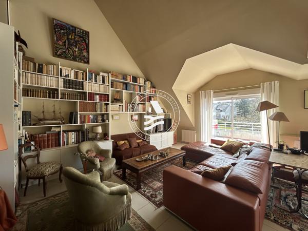 APPARTEMENT - 50 m du Port - LA TRINITE SUR MER