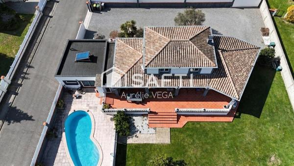 Maison familiale avec piscine, studio indépendant et suite parentale
