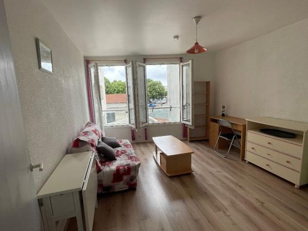 Location Appartement La rochelle 1 pièce 22m²-LAM3300