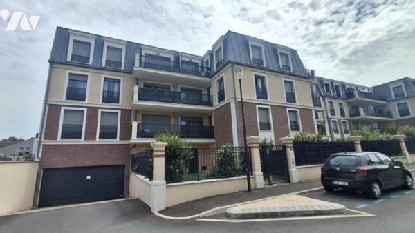 Sur la commune de MONTFERMEIL (Seine Saint Denis) Appartement de 3 pièces principales