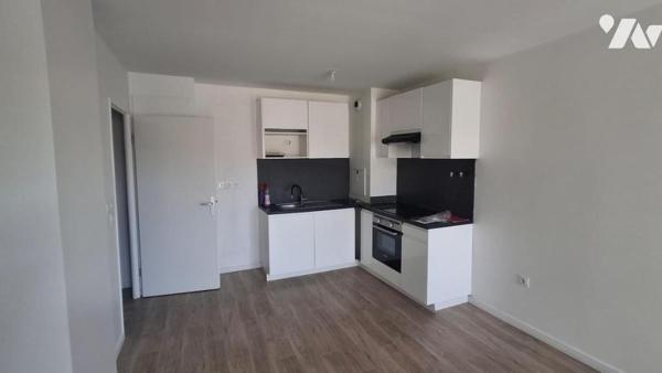Sur la commune de MONTFERMEIL (Seine Saint Denis) Appartement de 3 pièces principales