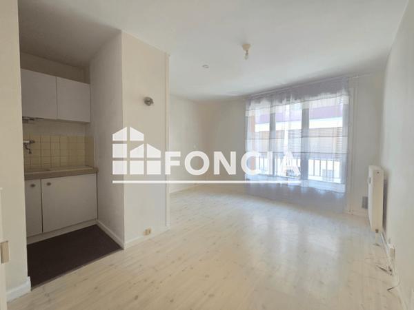 Location Studio 23.98 m² - 3 5 RUE DES VIOLETTES Grenoble 38100