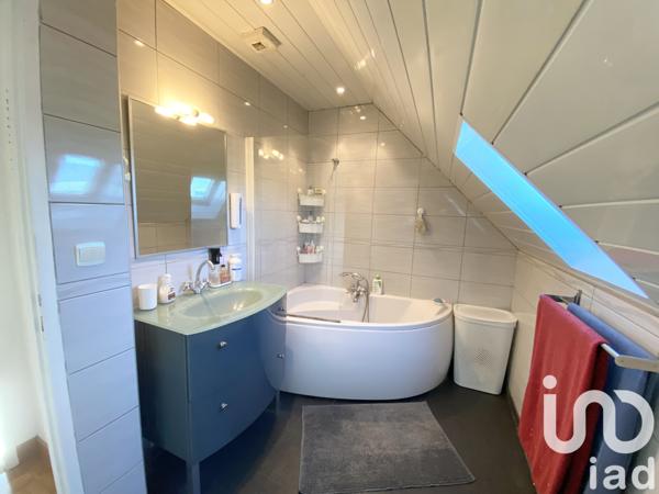 Maison à vendre 6 pièces 120 m² Saint-Fargeau-Ponthierry