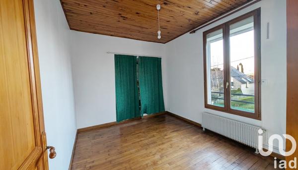 Maison 6 pièces de 121 m² à Sainte-Geneviève-des-Bois (91700)