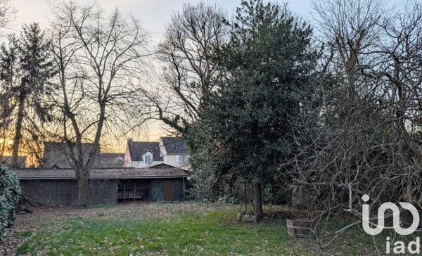 Maison 6 pièces de 121 m² à Sainte-Geneviève-des-Bois (91700)