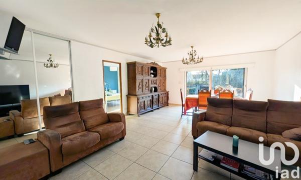 Maison 6 pièces de 121 m² à Sainte-Geneviève-des-Bois (91700)