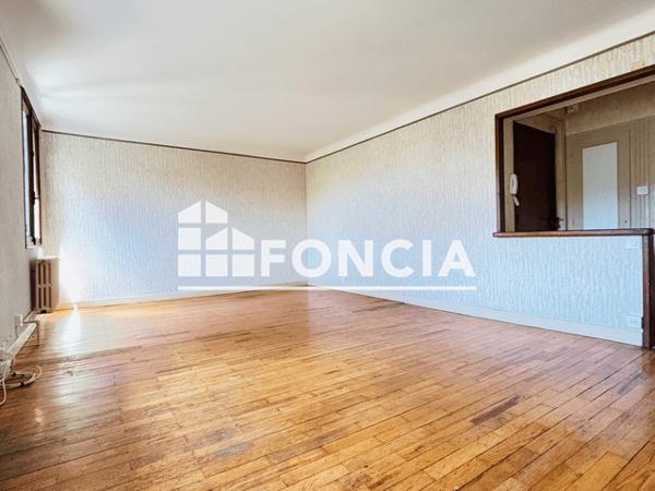 Location Appartement 5 pièces 75.91 m² - Chambery 73000