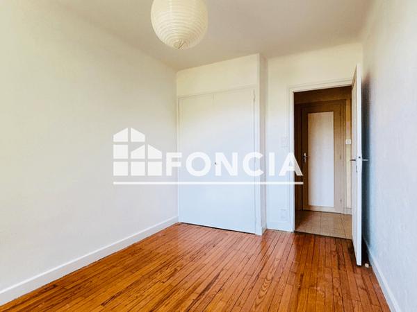 Location Appartement 5 pièces 75.91 m² - Chambery 73000