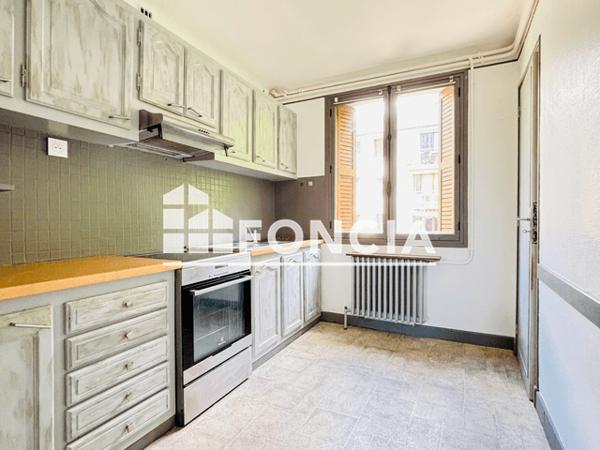 Location Appartement 5 pièces 75.91 m² - Chambery 73000
