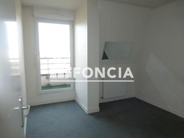 Location Appartement 3 pièces 61.2 m² - ENTREE B Limoges 87000