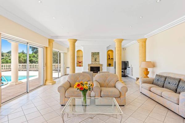 Mandelieu, villa sur les hauteurs, vue mer panoramique