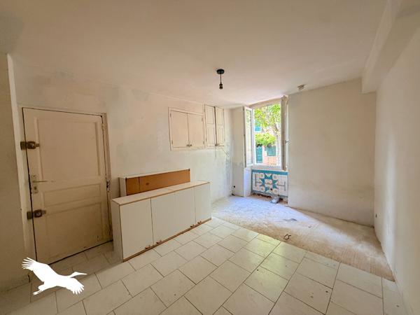 Appartement à vendre 49 000 € Aubagne 1 pièce 20 m² DPE