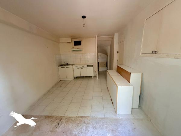 Appartement à vendre 49 000 € Aubagne 1 pièce 20 m² DPE