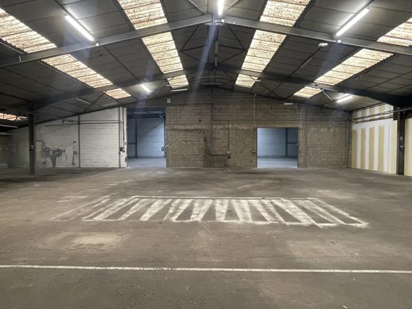 Local D’activité 1520m² – Ecouflant