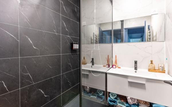 Maison à vendre    5 pièces •  Biscarrosse