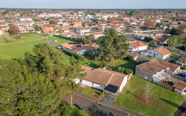 Maison à vendre    5 pièces •  Biscarrosse