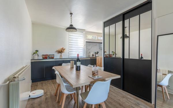 Maison à vendre    5 pièces •  Biscarrosse