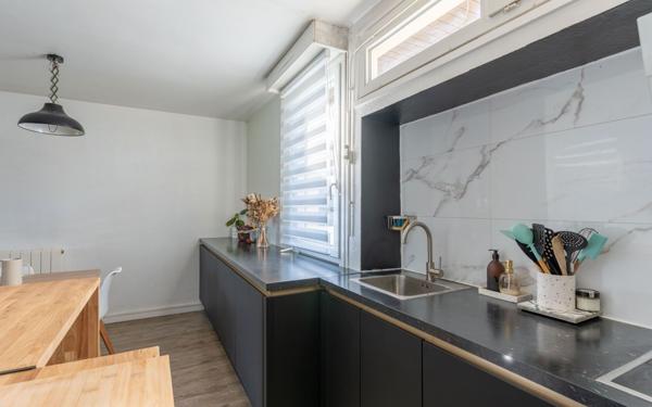 Maison à vendre    5 pièces •  Biscarrosse