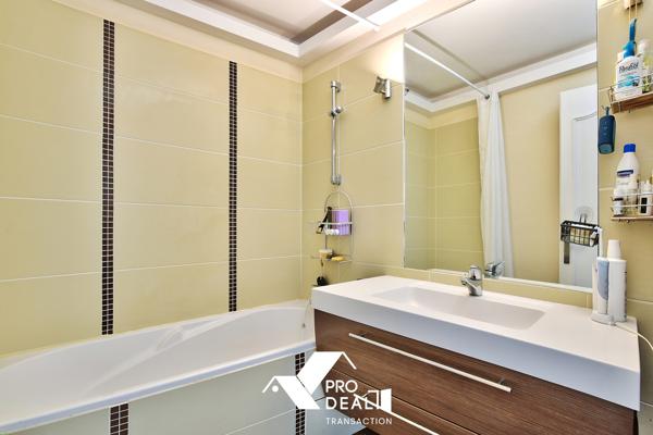 Appartement à vendre, 3 pièces - Oullins 69600