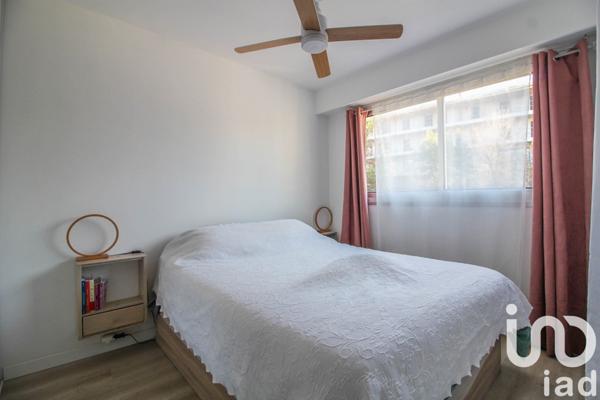 Appartement 2 pièces de 28 m² à Villeneuve-Loubet (06270)
