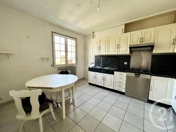 Maison à vendre  9 pièces - 218 m2 LA ROCHE SUR YON - 85