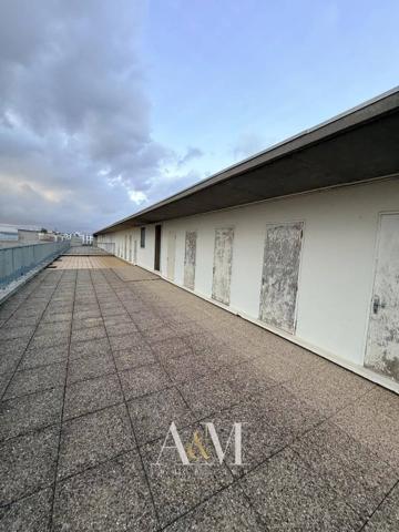 Appartement T5 de 97 m²+ balcons+ garage + cave
