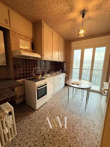Appartement T5 de 97 m²+ balcons+ garage + cave