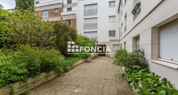 À vendre Studio 25.23 m² - Antony 92160