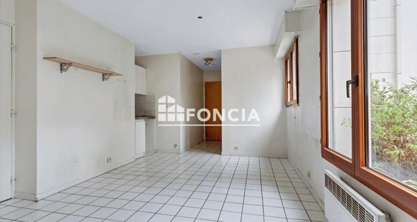 À vendre Studio 25.23 m² - Antony 92160