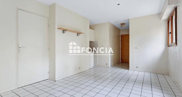 À vendre Studio 25.23 m² - Antony 92160