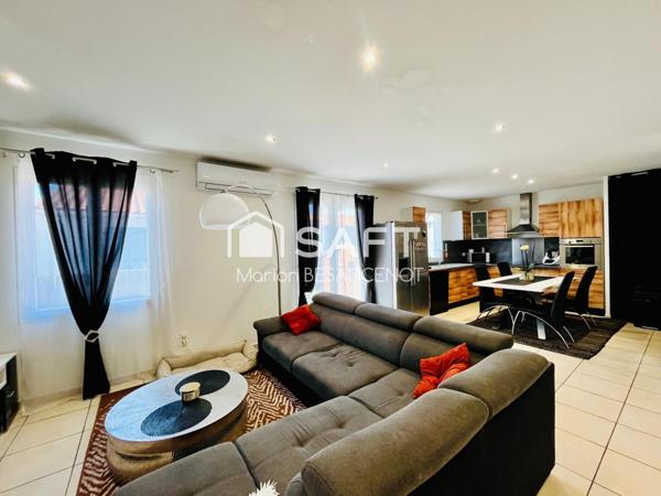 Maison T4 en 3 faces, 3 chambres, garage, piscine et jardin.