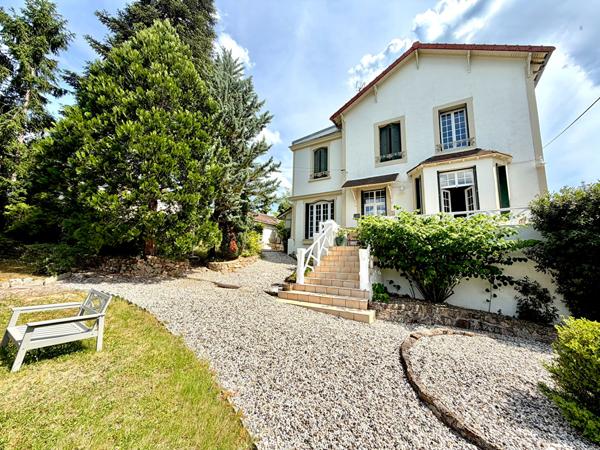 Maison 7 pièces 136 m2