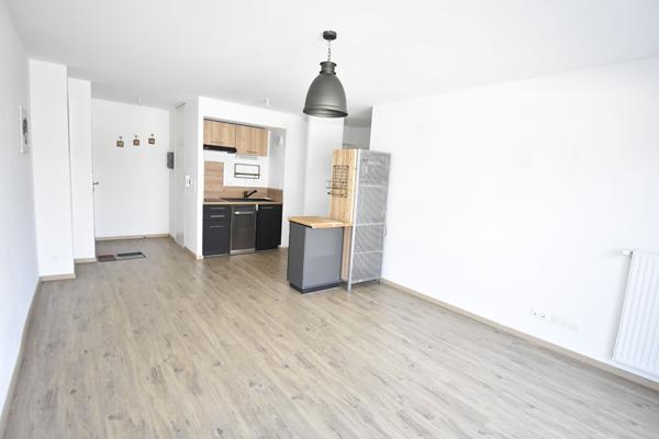 Appartement Saint Herblain, une chambre, parking en sous-sol